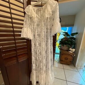 VGT DAVID BROWN LACE DRESS SMALL